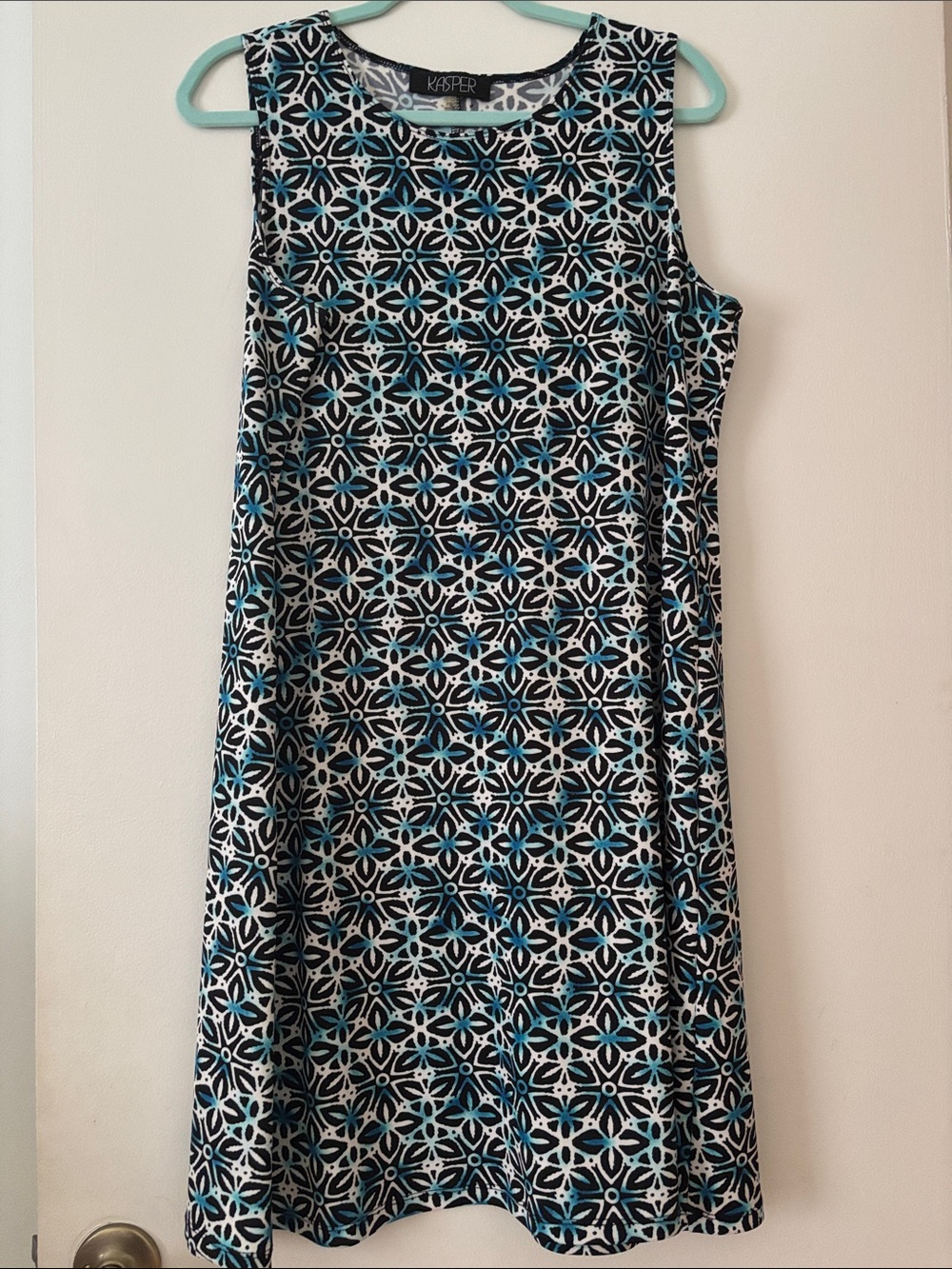 Kasper Black, White & Blue Geometric Floral A-Line Skirt